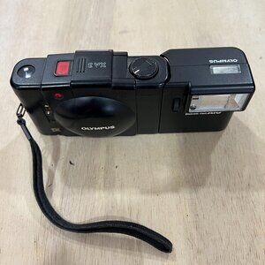 Olympus XA3 35mm Point & Shoot Film Camera A16 Flash From JAPAN